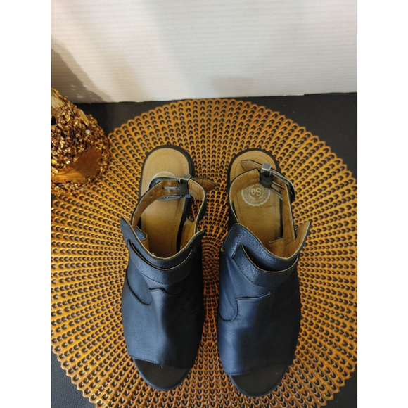 Authentic American Heritage peep toe booties Size 9.5 - Picture 3 of 7